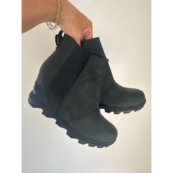 Sorel Joan of Arctic Wedge Ankle Boot - Black, US 7.5 - Picture 1 of 7